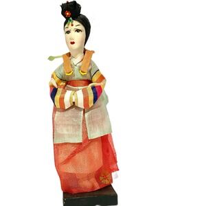 Vintage Korean Doll Traditional Hanbok Dress Costume Asian Souvenir Display